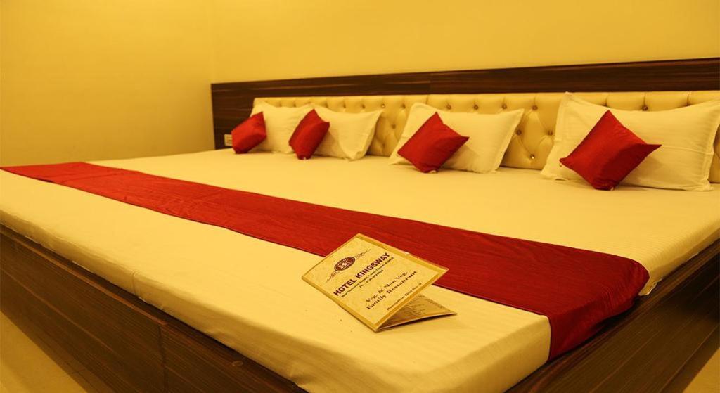 Kingsway Hotel And Restaurant Ajmer Dargah 350 Meter Экстерьер фото