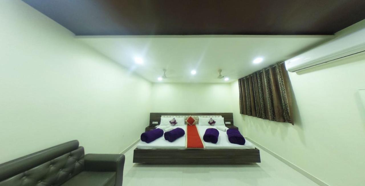Kingsway Hotel And Restaurant Ajmer Dargah 350 Meter Экстерьер фото