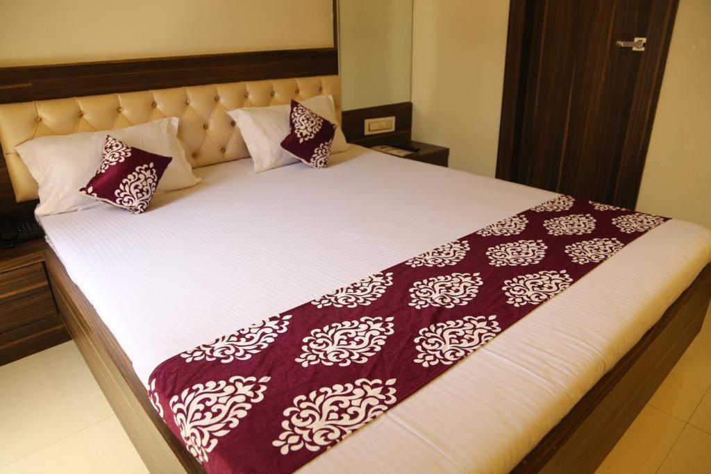Kingsway Hotel And Restaurant Ajmer Dargah 350 Meter Экстерьер фото