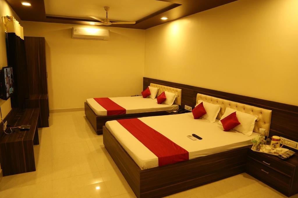 Kingsway Hotel And Restaurant Ajmer Dargah 350 Meter Экстерьер фото