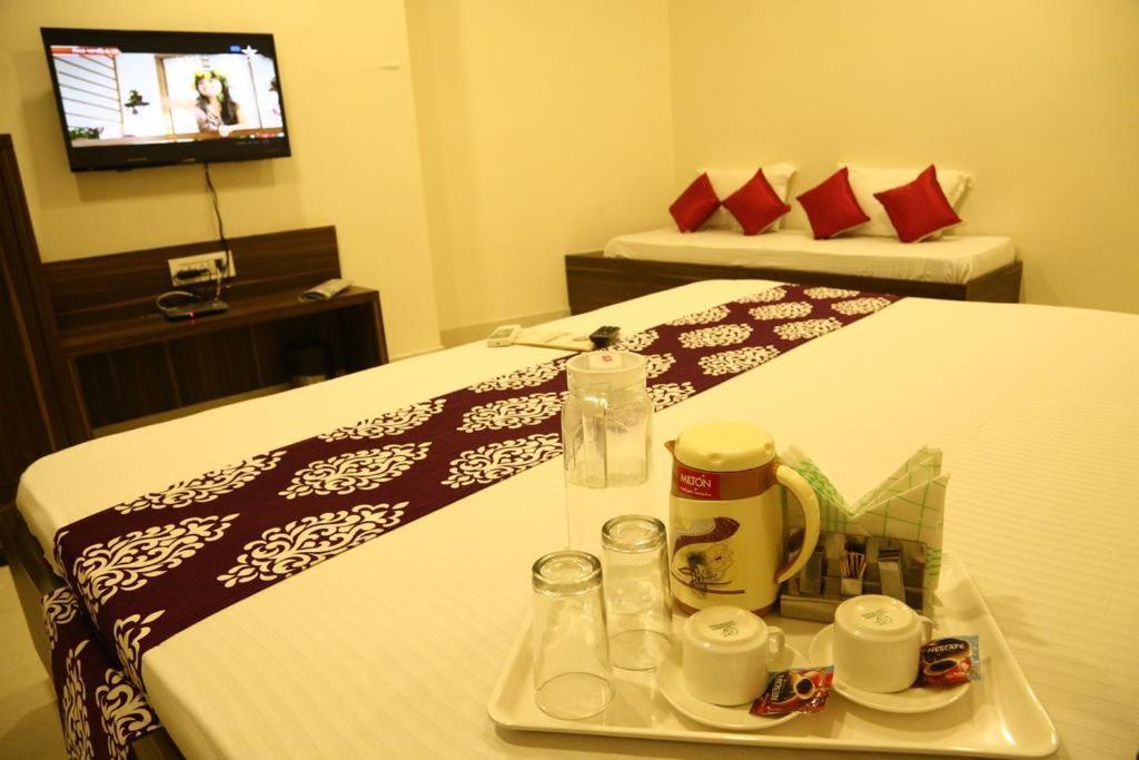 Kingsway Hotel And Restaurant Ajmer Dargah 350 Meter Экстерьер фото